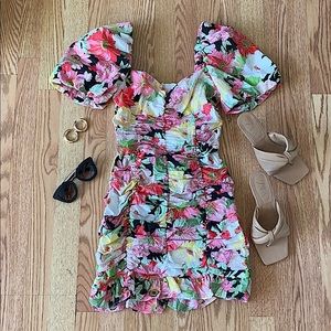 ❤️ NWT Zara floral bodycon dress